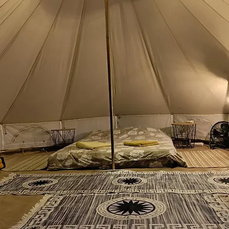 Lakeview Glamping Luxe tent